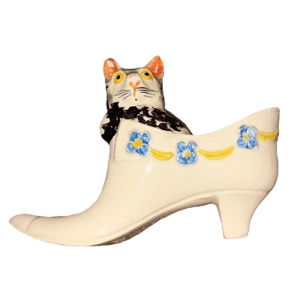 Vintage Ceramic Cat in Boot Planter Vase Black White Kitty Floral Decor